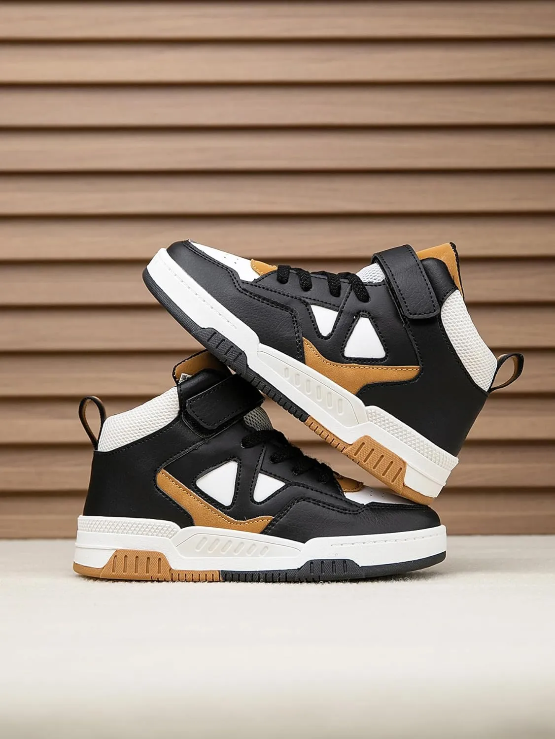 Boys Girls Outdoor Sports Board Shoes with Leather Upper, Breathable and Comfortable with Soft Padded Neck, Fashionable Retro Street Style, Basketball Shoes Suitable for All Seasons