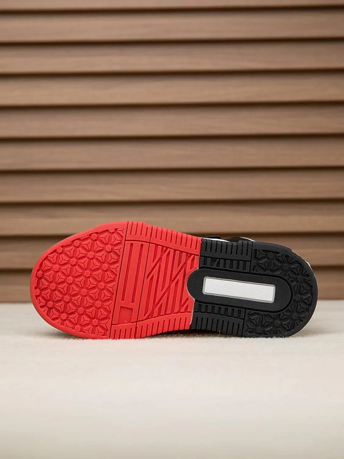 Boys Girls Outdoor Sports Board Shoes with Leather Upper, Breathable and Comfortable with Soft Padded Neck, Fashionable Retro Street Style, Basketball Shoes Suitable for All Seasons