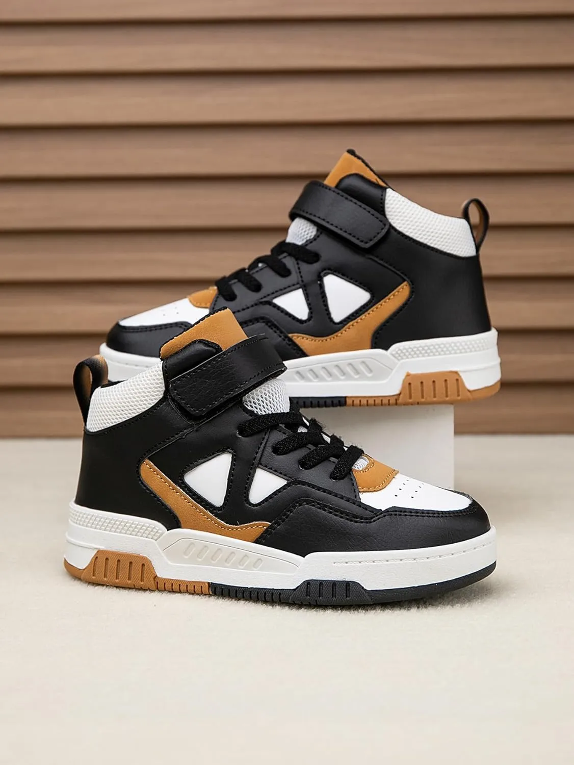 Boys Girls Outdoor Sports Board Shoes with Leather Upper, Breathable and Comfortable with Soft Padded Neck, Fashionable Retro Street Style, Basketball Shoes Suitable for All Seasons