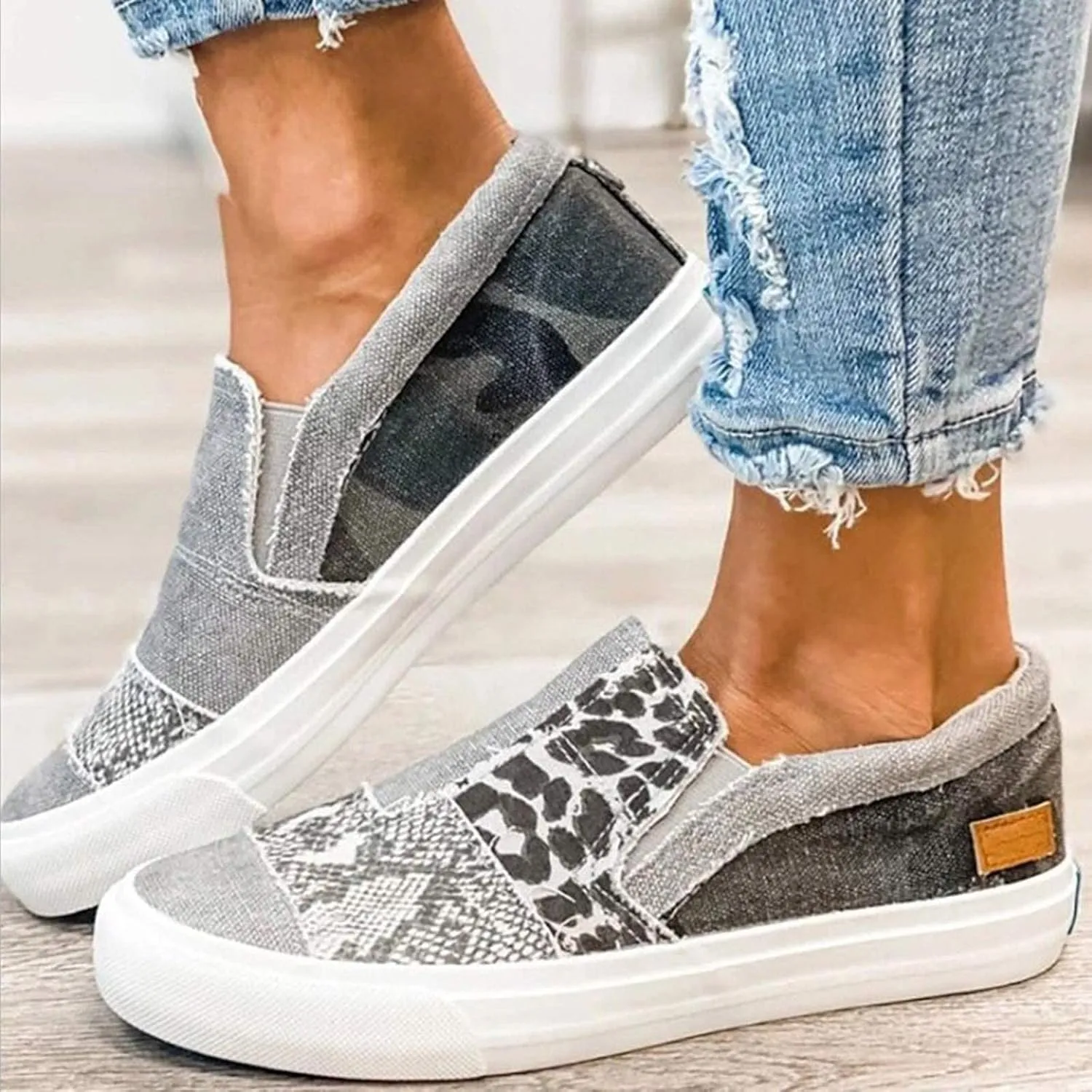 Casual Shoes for Women Summer Lightweight Snakeskin Stitching Flat Canvas Shoes Comfortable Round Toe Slip On Low Cut Sneakers Fashion Color Block Flat Shoe