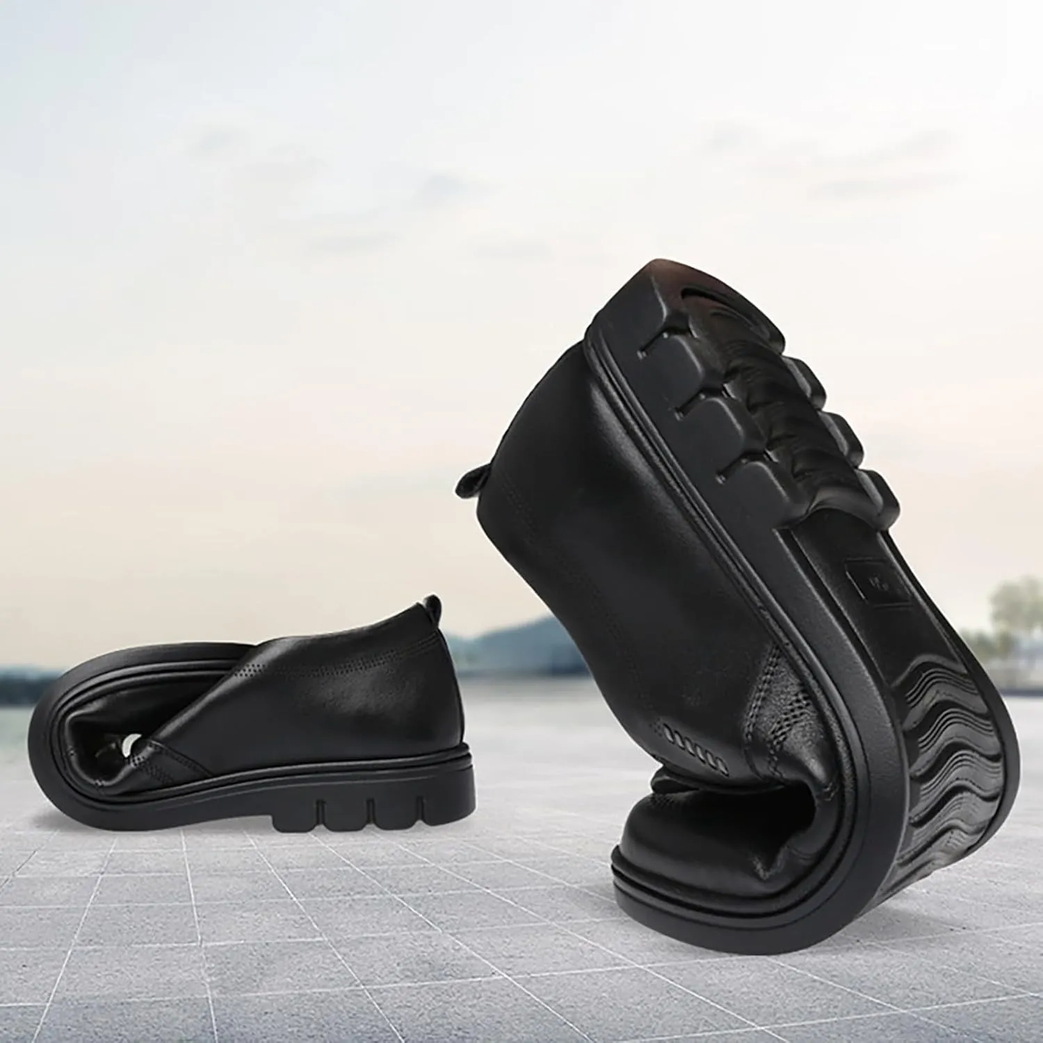 Fashion Sneakers Comfortable Men Leather Shoes Fashionable and Casual New Flat Bottomed Soft Sole Slip On Comfortable