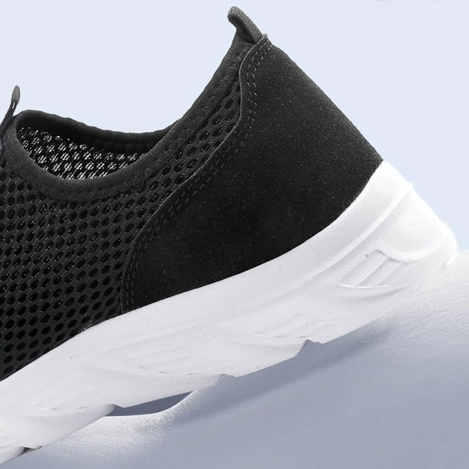 Men's Breathable Barefoot Shoes Lightweight Breathable Walking Shoe Gym Tennis Convenient Elderly Slip on Shoes