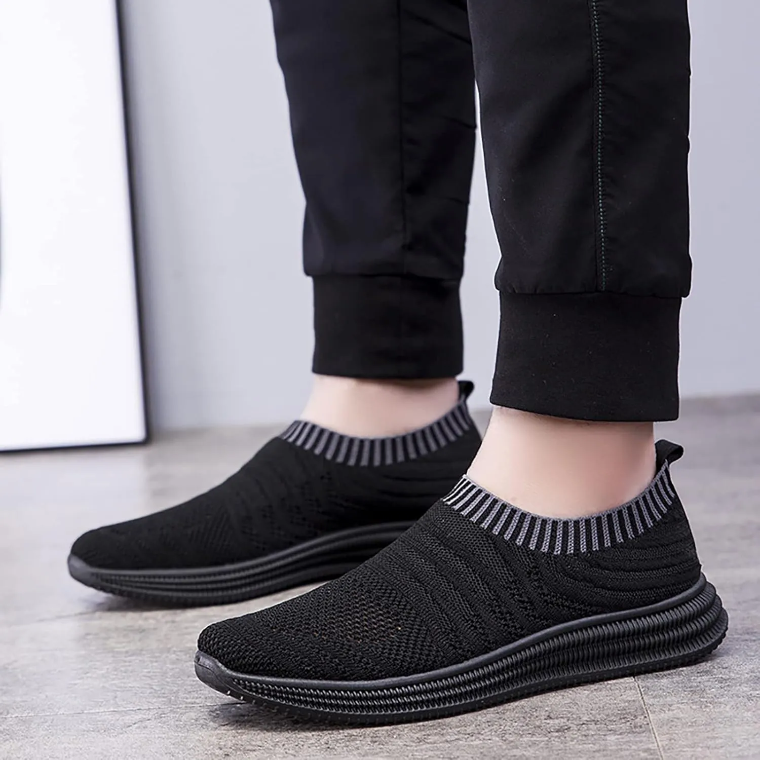 Men's Casual Shoes 2025 Spring and Summer New Fly Woven Mesh Breathable Fashion Daily Walking Simple Lazy Slip on Sneaker Shoes Men All Day Comfort Black Sneakers