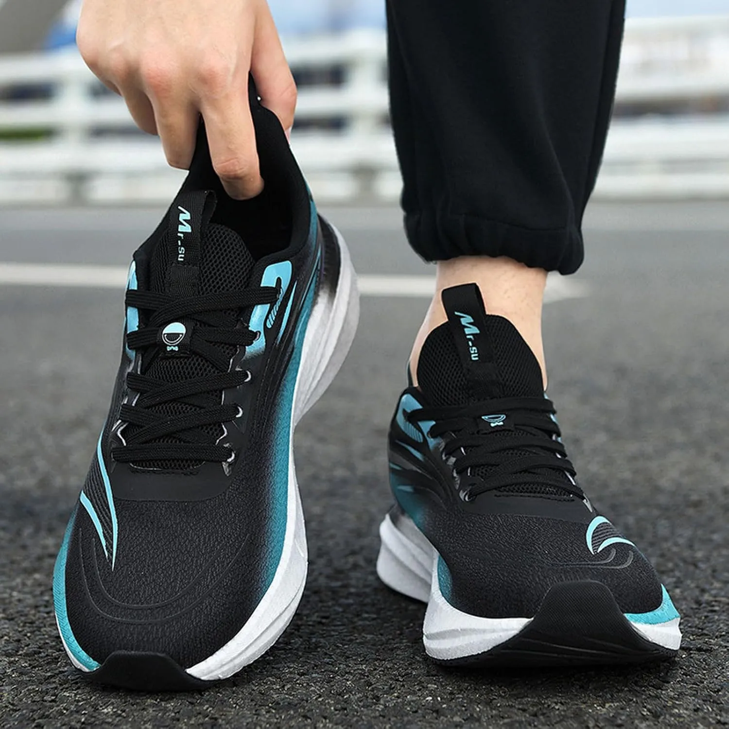 Men's Fashion Running Ultra Lightweight Sneakers – Breathable Knit Mesh Upper for All-Day Comfort | Streetwear & Casual Sports Shoes