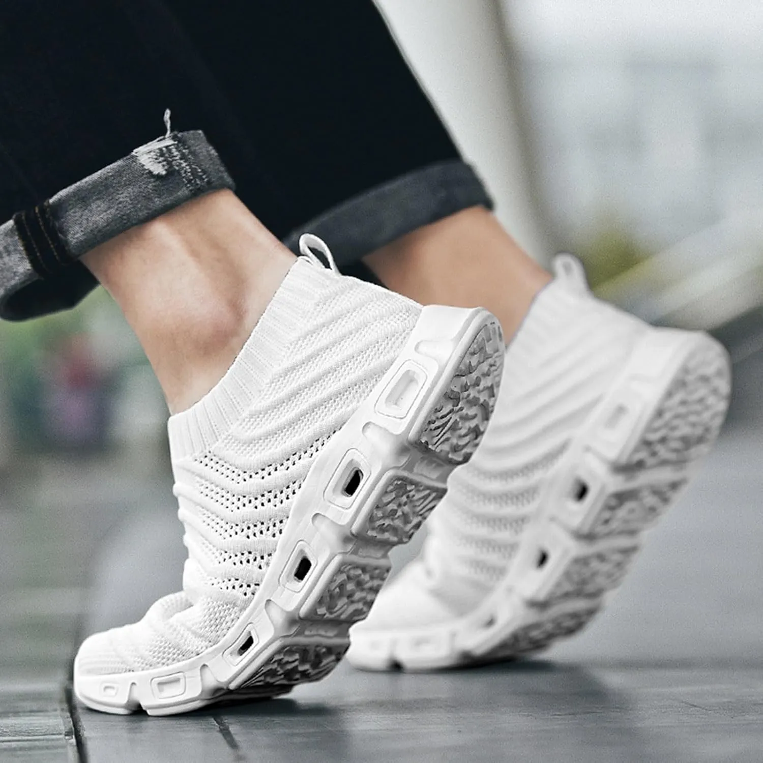 Men's Lightweight Cushion Sneakers Casual Sneaker Mesh Breathable Walking Shoe Convenient Elderly Slip On Shoes