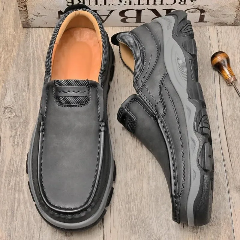 Men's Two-Tone Leather Loafers Color-Blocked Design with Rubber Traction Sole for Urban Street Style and Music Festivals