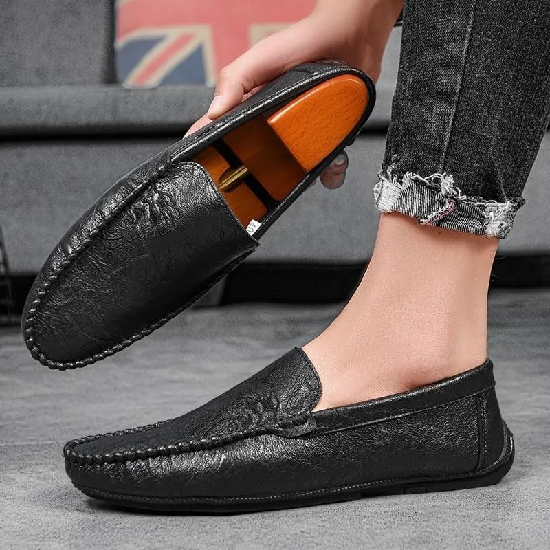 Men's Vegan Leather Loafers with Floral Pattern - Round Toe Flat Heel Flexible Slip-Resistant Driving Shoes for Casual Wear and Prom