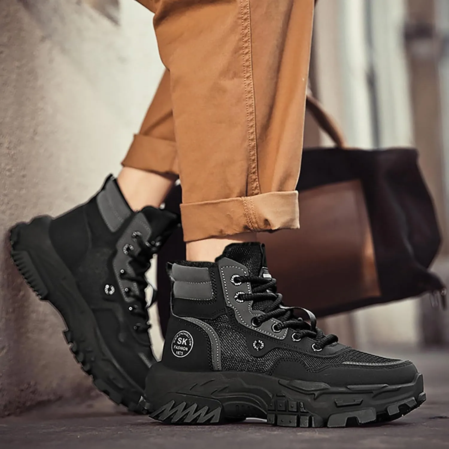 Mens Work Boots Waterproof Hiking Sneakers Warm Fur Lined Safety Toe Shoes for Women Food Service Waterproof Outdoor Shoes Lightweight Anti Slip Hike Grounded Footwear