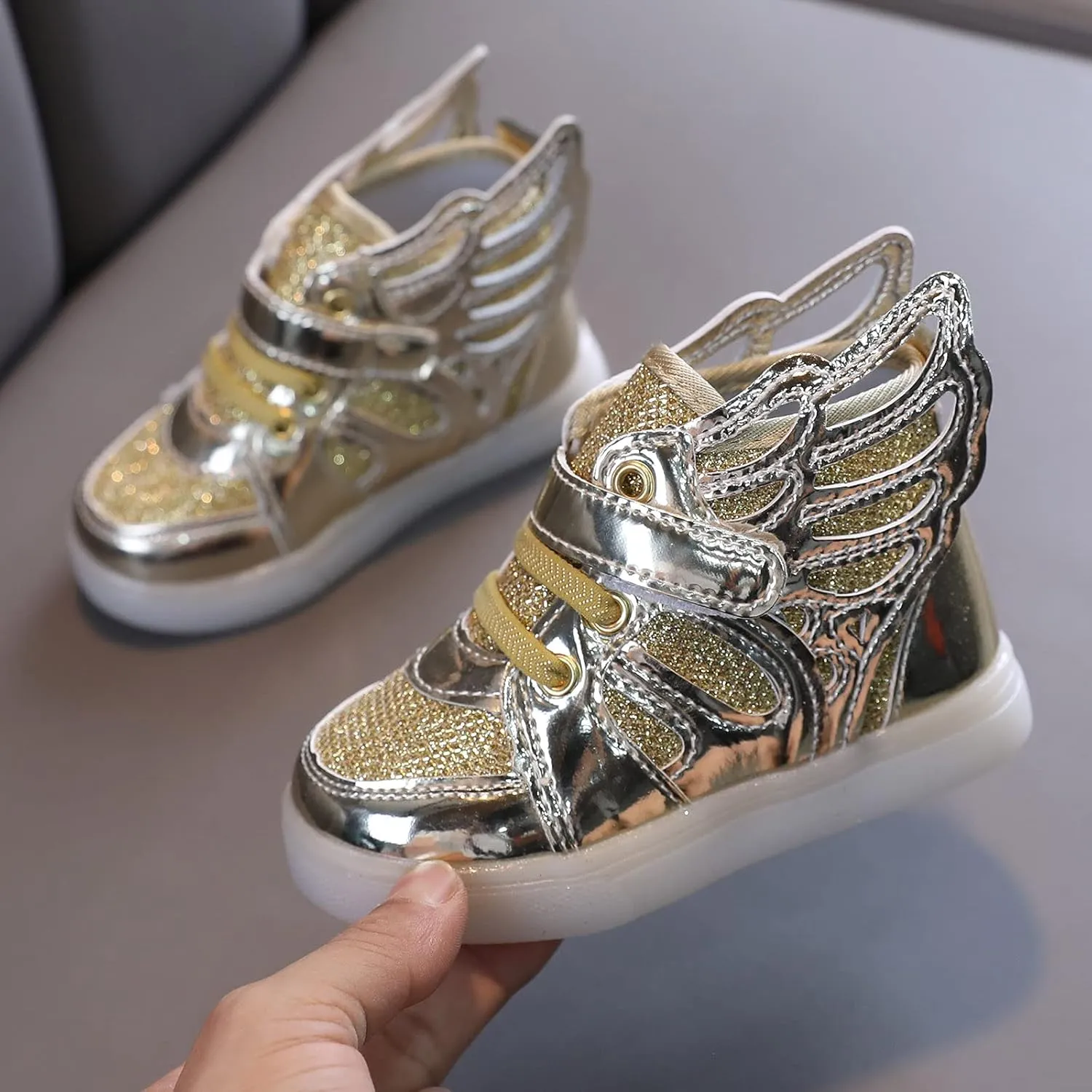 Toddler Girls Light Up Sequins Running Shoes Slip On Flashing Casual Shoes Girls High Top Sneakers for Kids