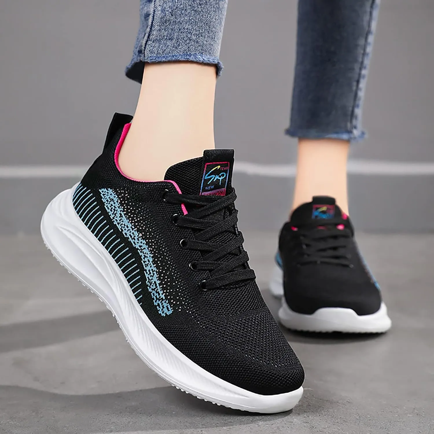 White Casual Sneakers for Women Wide Comfy Work Shoes for Women On Feet All Day Canvas Shoes for Women Wide Plantar Fasciitis Shoes Women Work Comfortable Walking Shoes Women Slip On