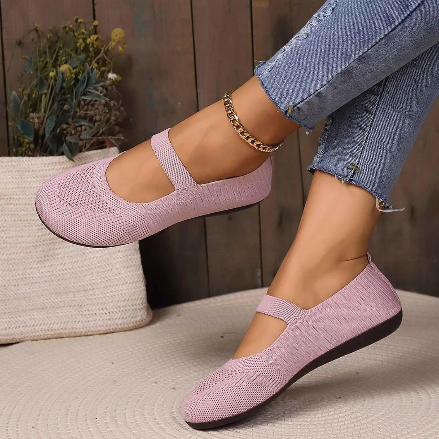 Women's Casual Shoes Everyday Comfort Breathable Design Ideal Summer Slip On Style with Flat Sole Lady Slip Shoe