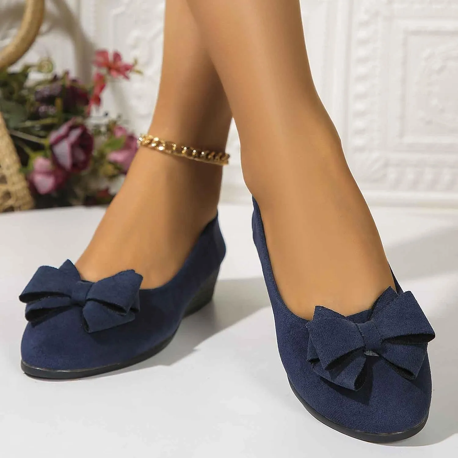 Women's Casual Slip On Shoes Comfortable Everyday Wear Versatile Footwear for Work Dates and Leisure Stylish Design with Wedge Heel