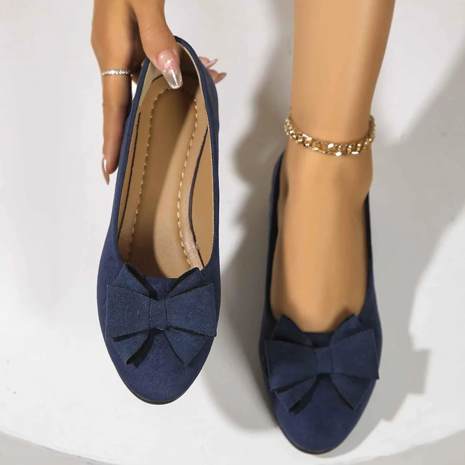 Women's Casual Slip On Shoes Comfortable Everyday Wear Versatile Footwear for Work Dates and Leisure Stylish Design with Wedge Heel