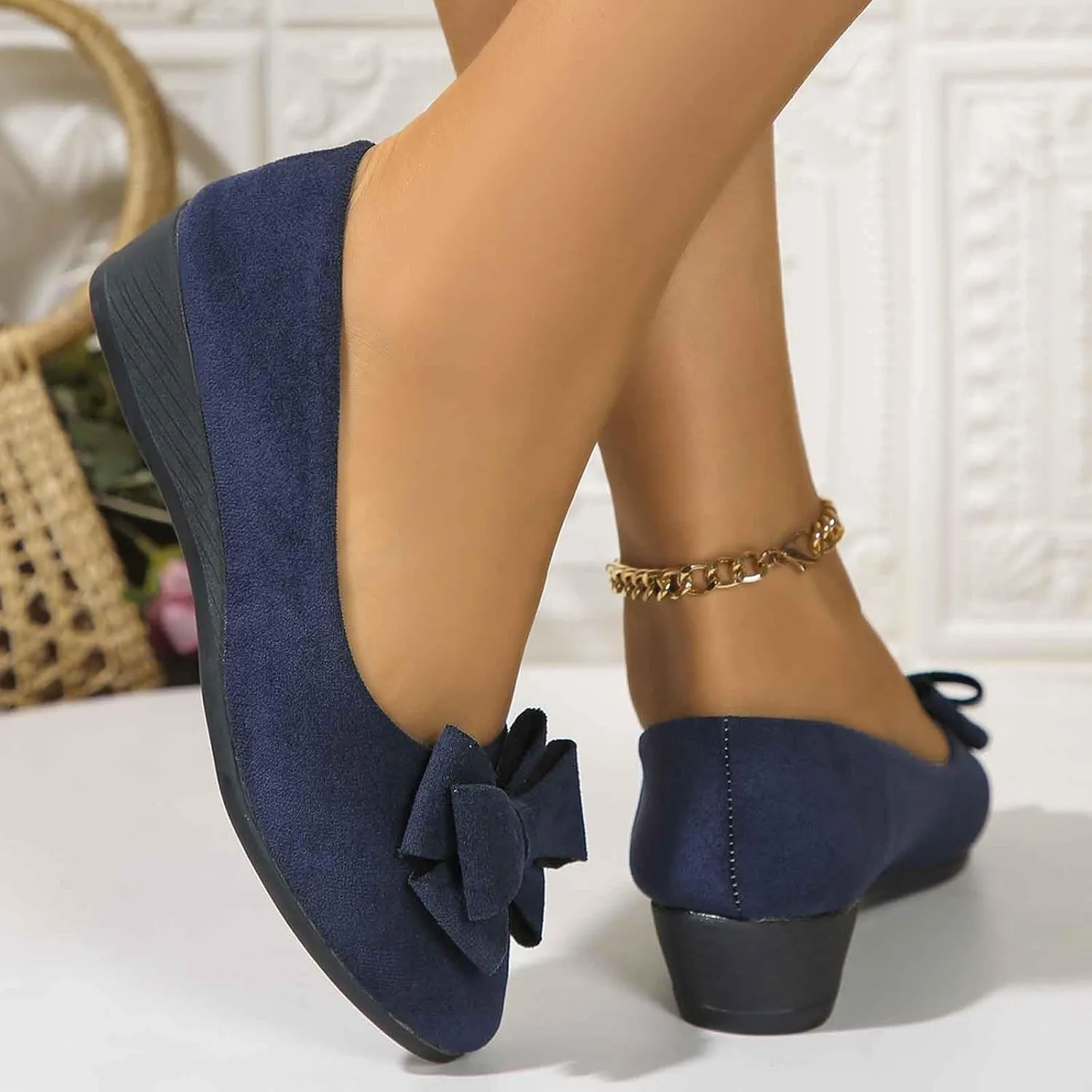 Women's Casual Slip On Shoes Comfortable Everyday Wear Versatile Footwear for Work Dates and Leisure Stylish Design with Wedge Heel