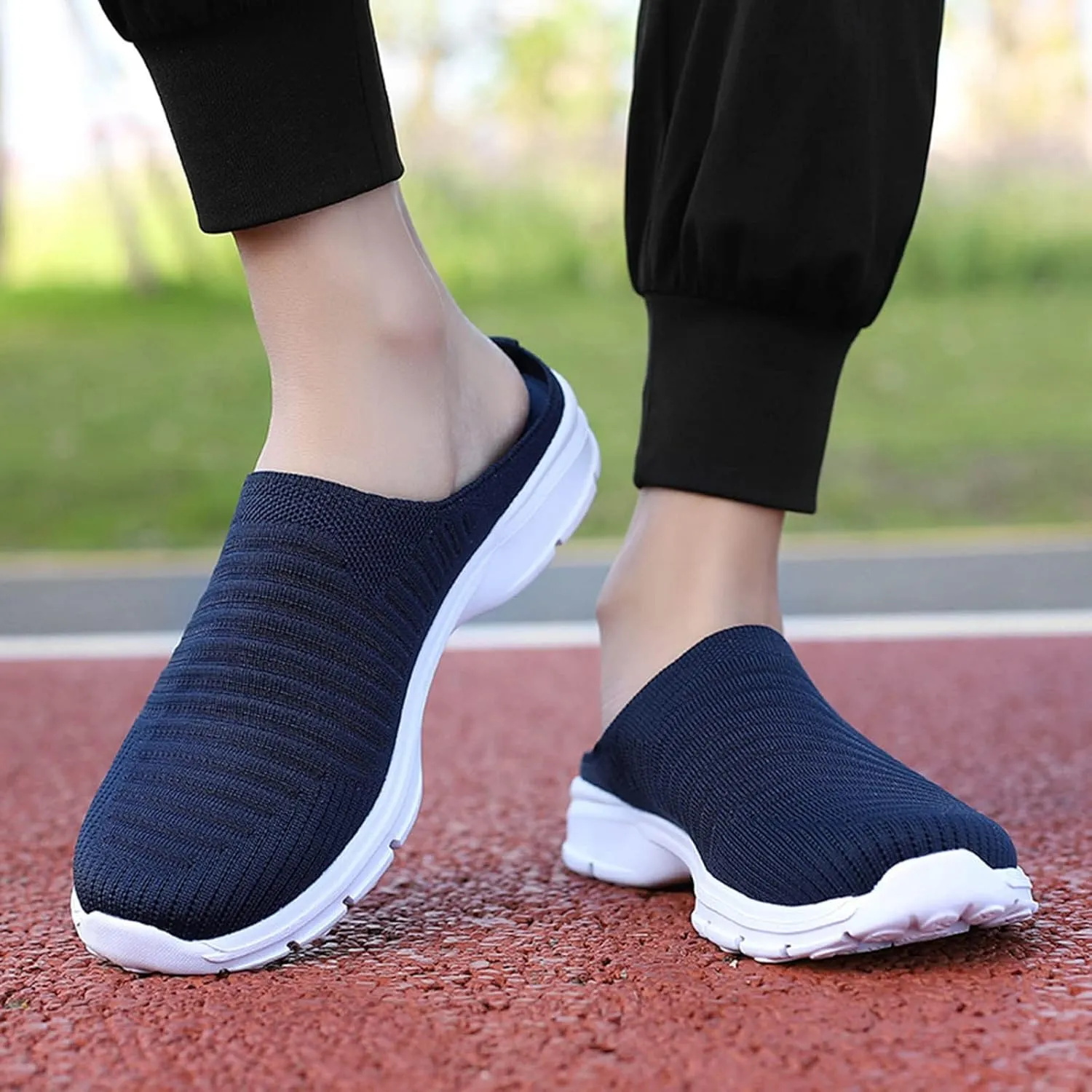 Womens Running Shoes Womens Low Top Lace Up Sneakers Womens Fashion Sneakers Casual Lace Up Nonslip Walking Shoes