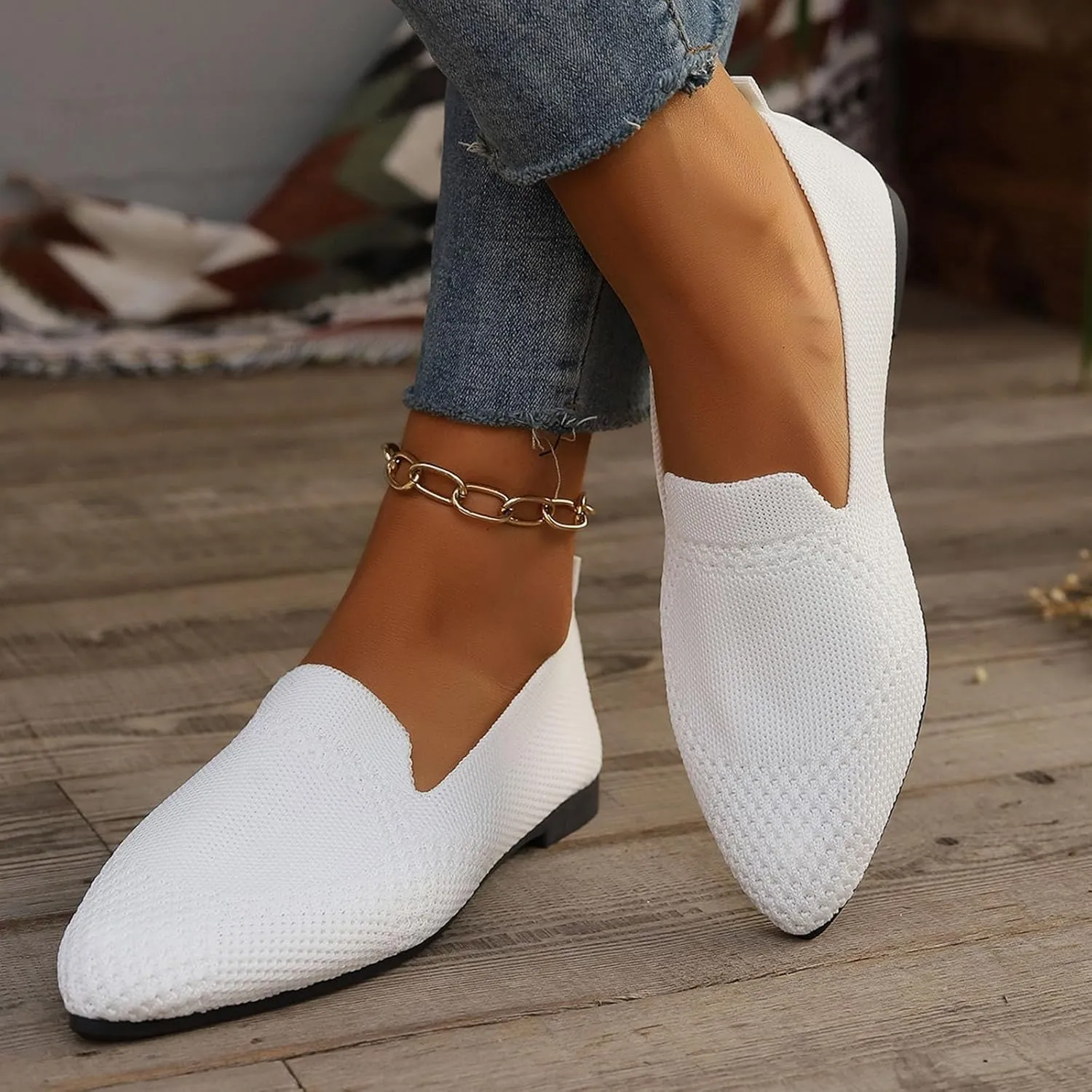Women's Slip On Ballet Flats Low Top Pointed Toe Loafers Breathable Solid Shoes Comfortable Walking Loafers