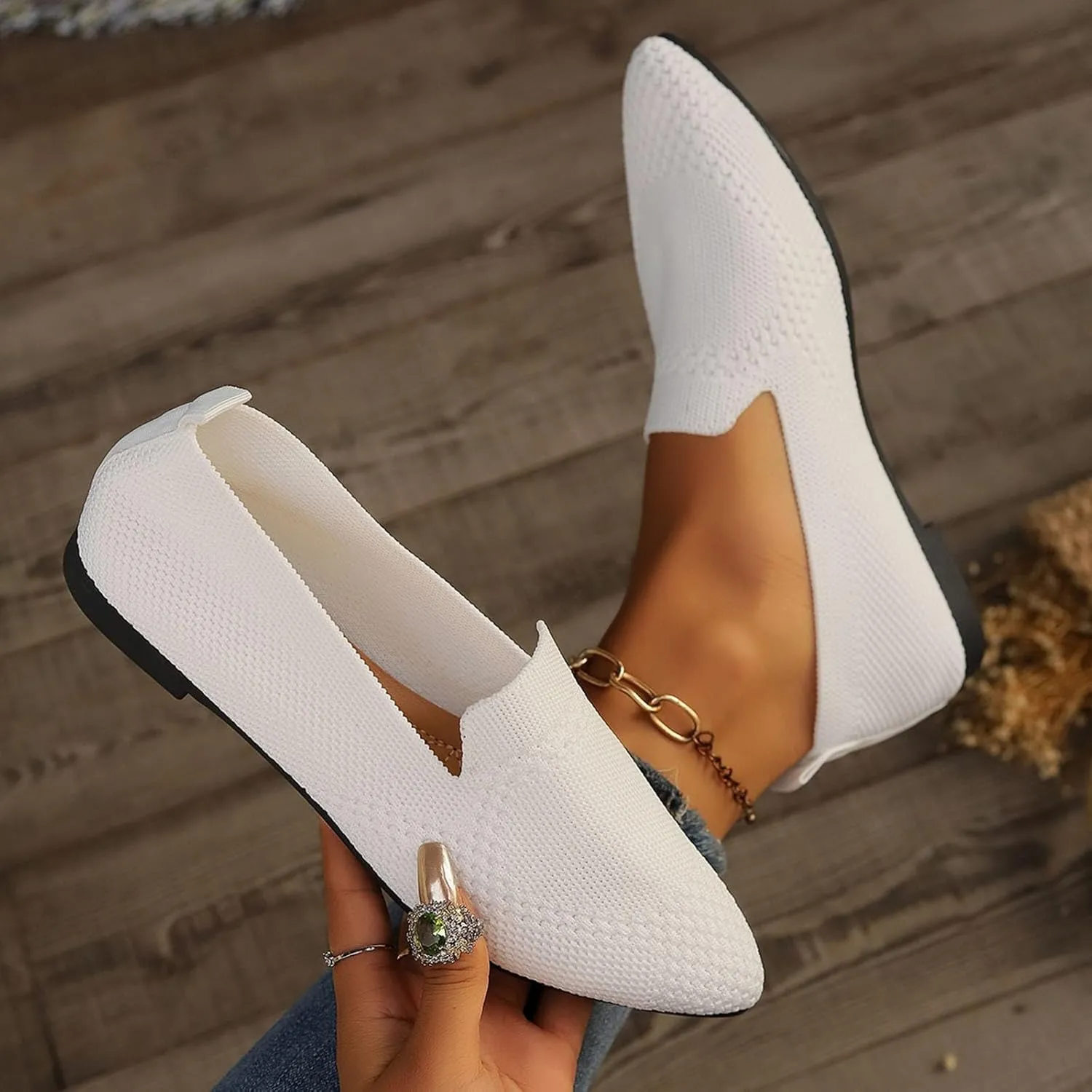 Women's Slip On Ballet Flats Low Top Pointed Toe Loafers Breathable Solid Shoes Comfortable Walking Loafers
