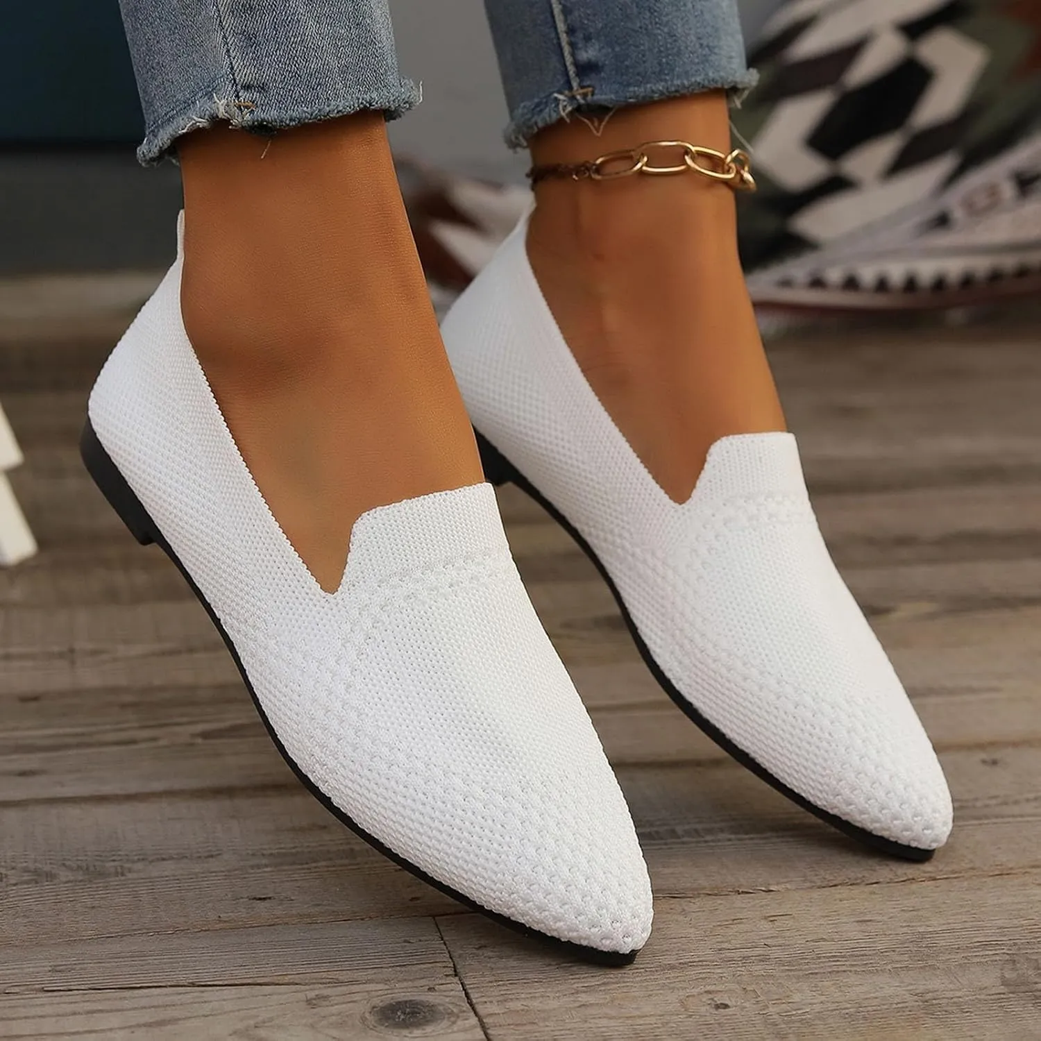 Women's Slip On Ballet Flats Low Top Pointed Toe Loafers Breathable Solid Shoes Comfortable Walking Loafers