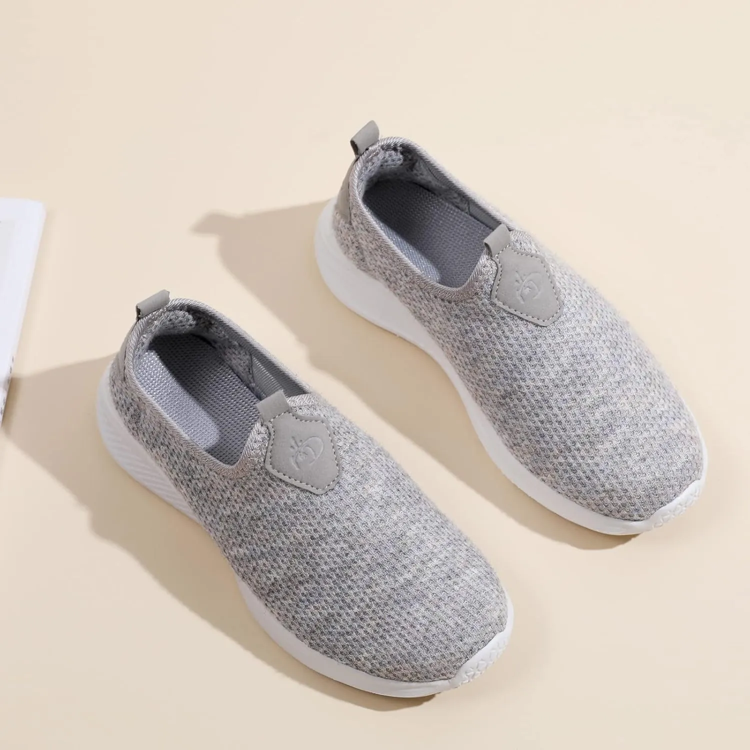 Women's Slip On Sneakers Casual Everyday Shoes Running Shoes for Men Wide Width Brown Casual Shoes White Sneakers Waterproof Tennis Shoe Cross Trainer Shoe