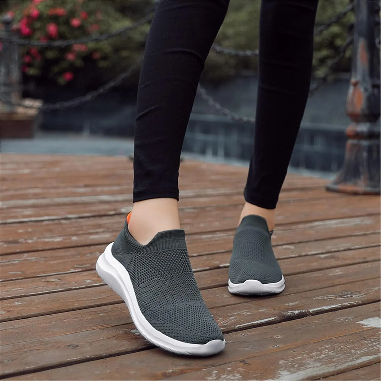Women's Slip On Sneakers Casual Everyday Shoes Walking Shoes Women Comfort Casual Shoes for Fall Women Shoes Sneakers Steel Toe Tennis Shoe White Loafers